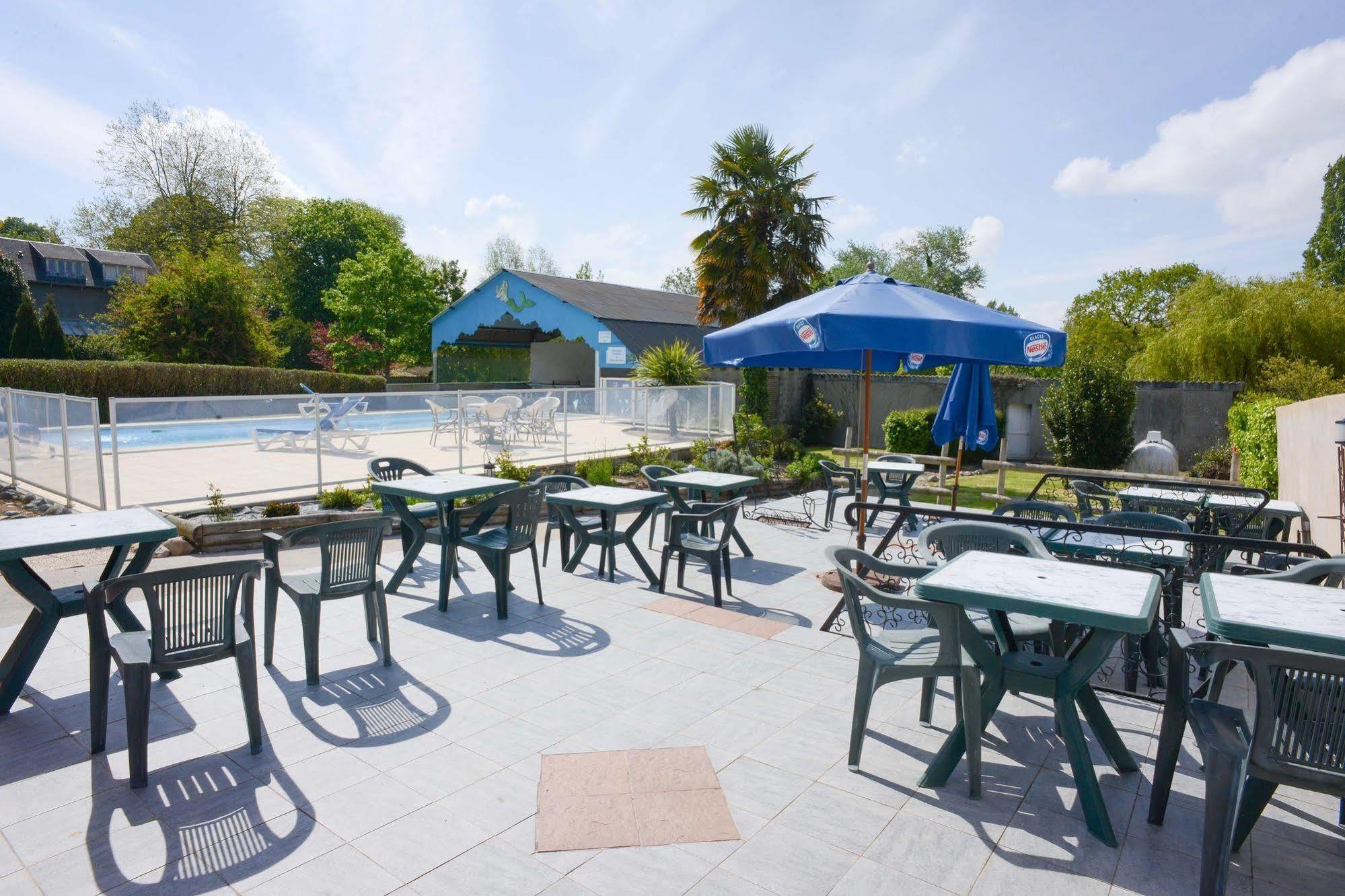Hotel Des Bains Saint-Jean-le-Thomas Exteriér fotografie